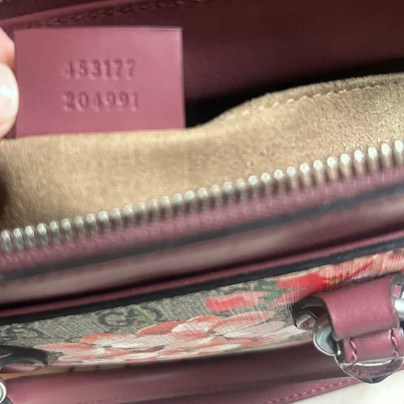 🌺Authentic Gucci Convertible Crossbody Tote Blooms Print GG Coated Canvas small🌸 - Picture 5 of 5